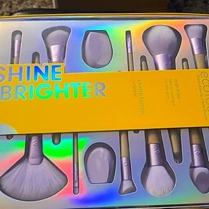 Ecotools Shine Brighter Limited Edition Brush set